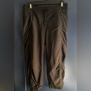 Athleta Cropped Jogger